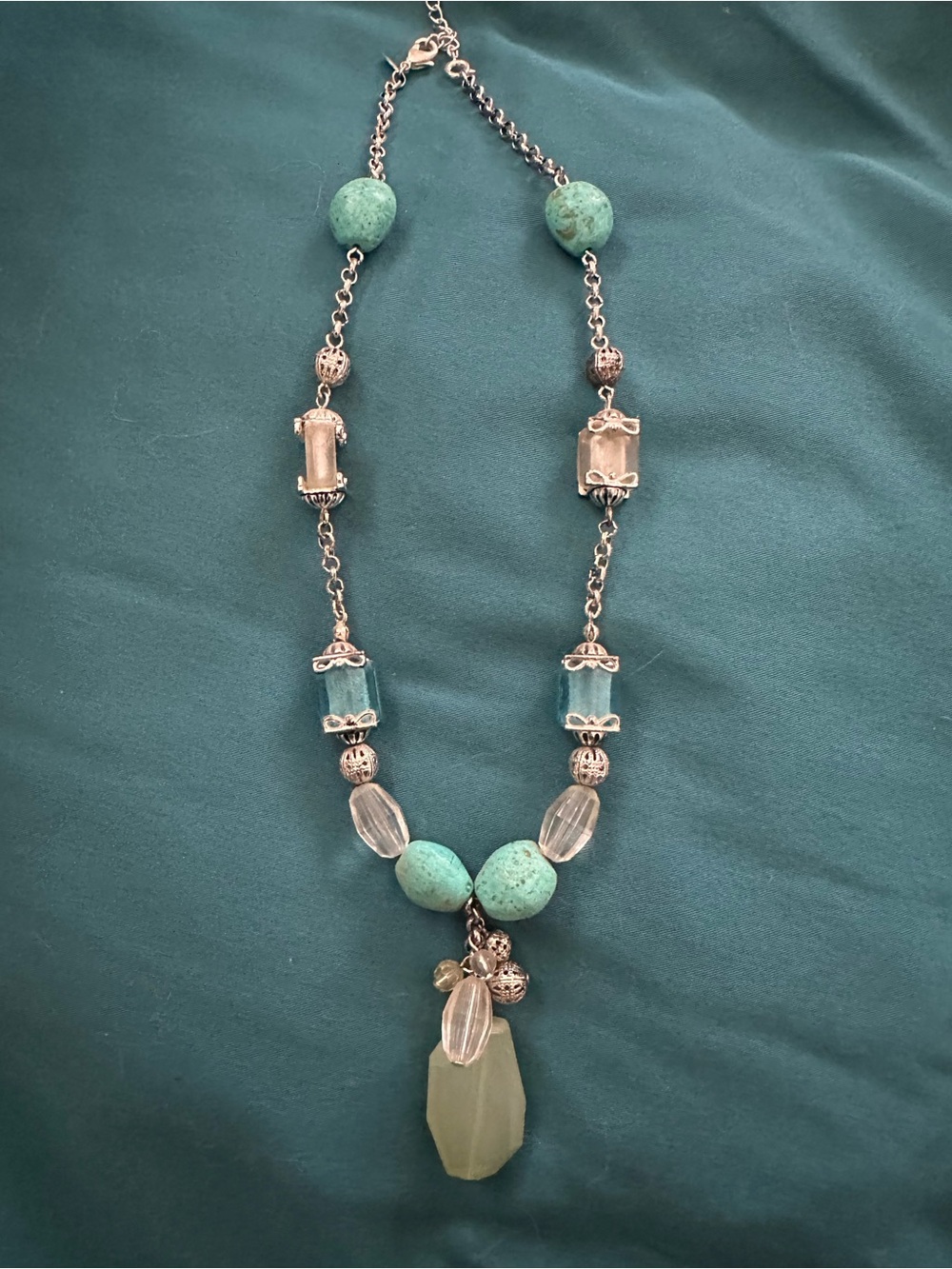 Avon Teal and Clear Beaded Pendant Necklace